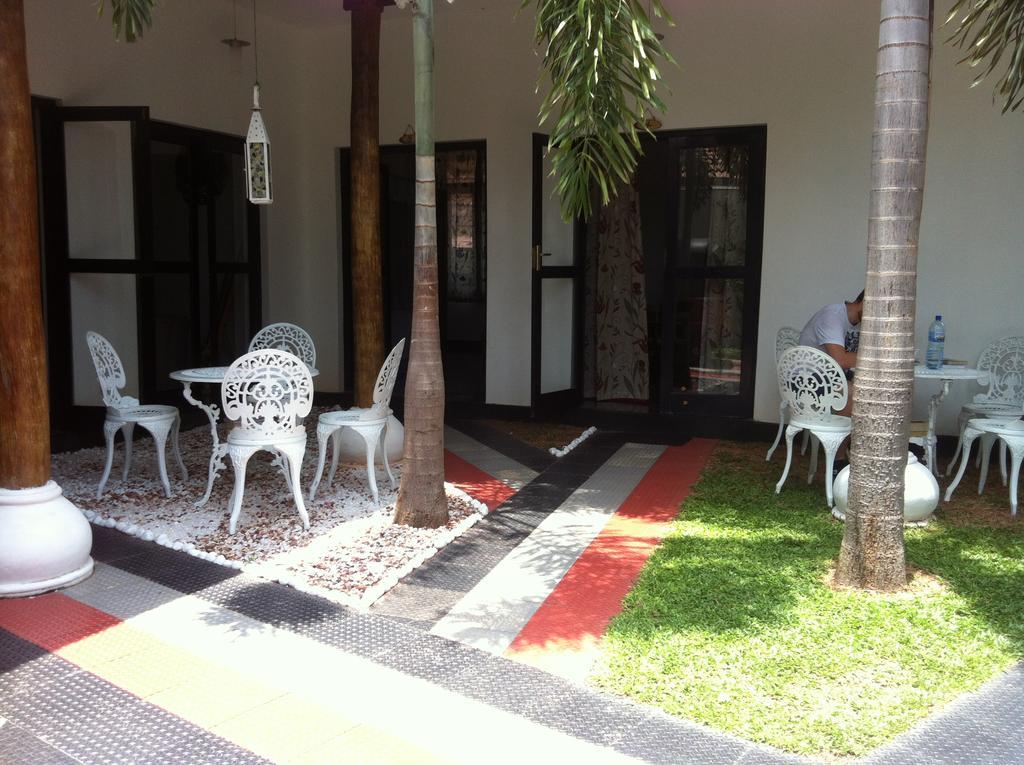 Friends Guesthouse Kudapaduwa Exterior photo