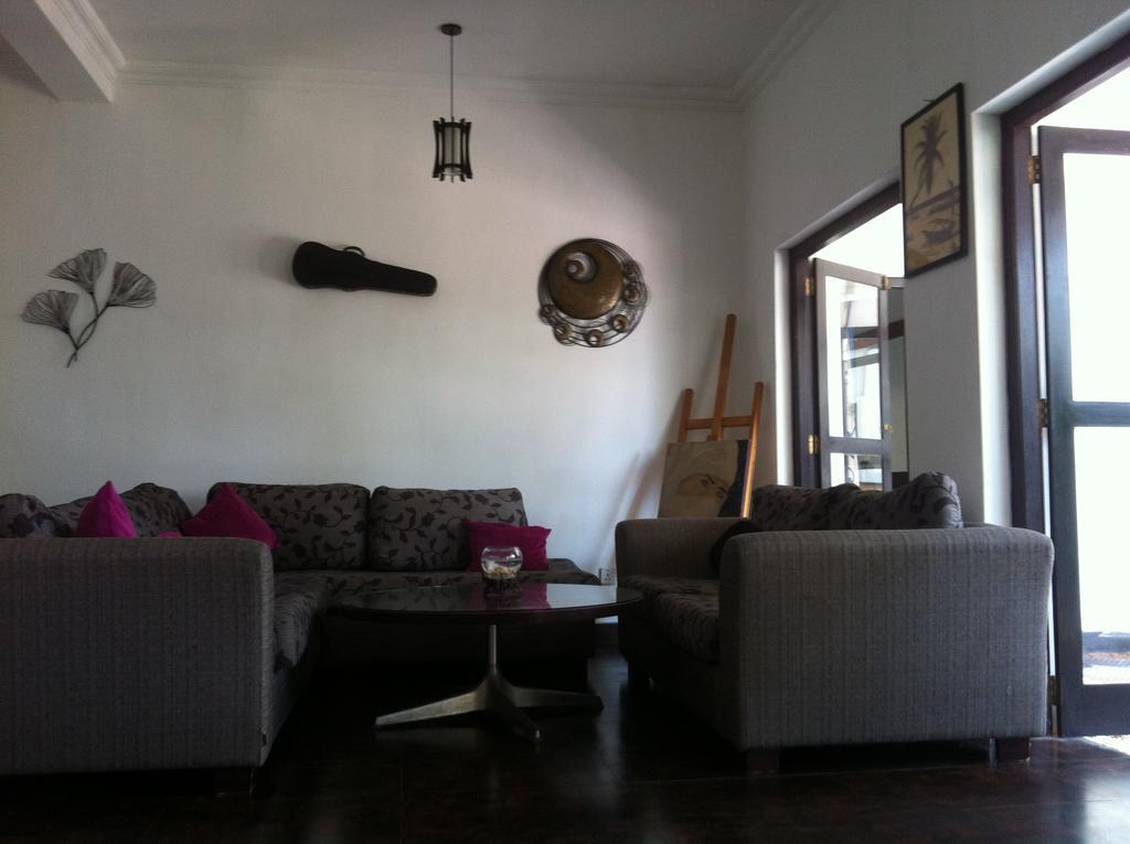 Friends Guesthouse Kudapaduwa Exterior photo